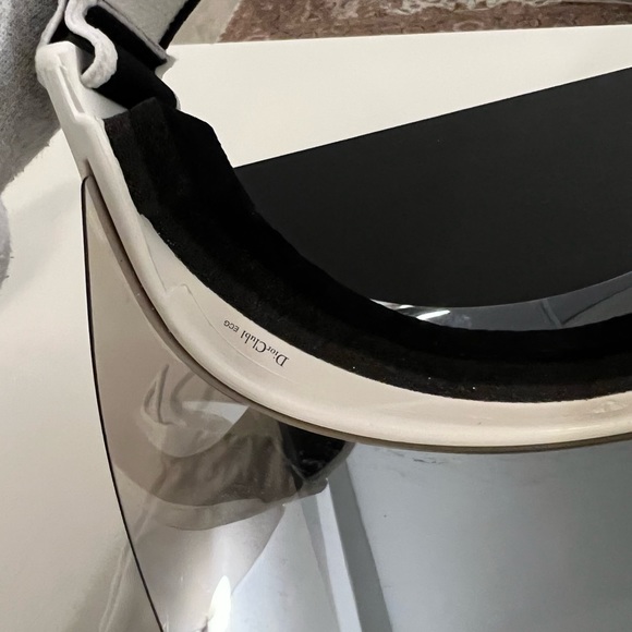 DIOR VISOR - Picture 9 of 10